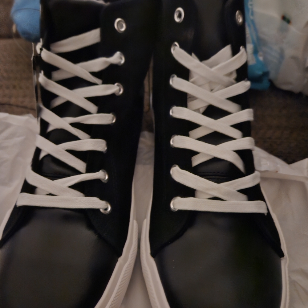 Black Canvas Torrid Sneakers Size 11.5W - Picture 1 of 4